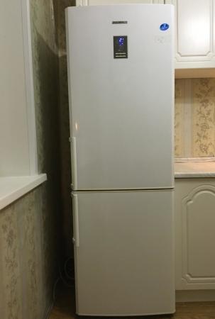 Ремонт холодильника Indesit Ноу Фрост на дому в Москве